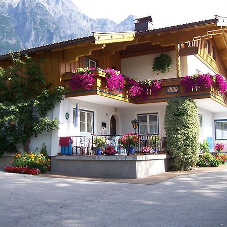 Gaestehaus Huber Леоганг Экстерьер фото